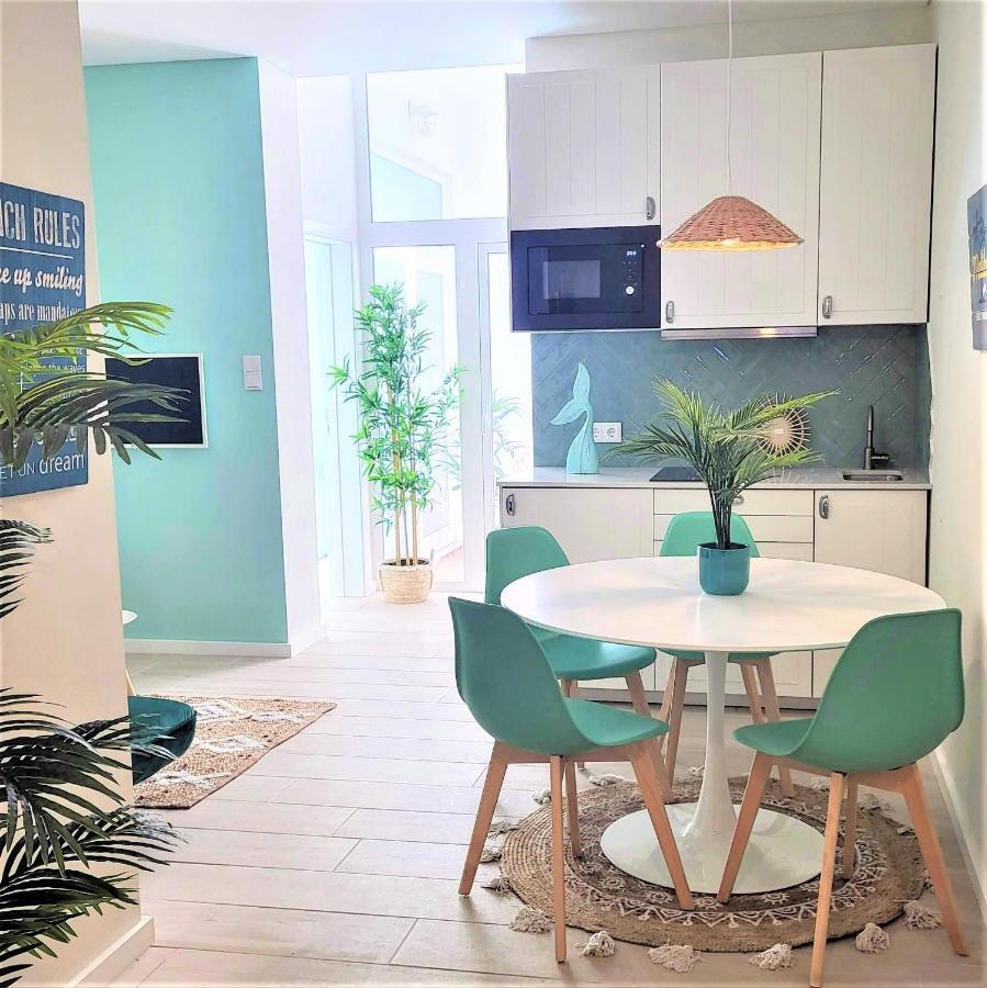 The Shore At Seaside Paradise - Cozy Patio On The Promenade Espinho  Extérieur photo