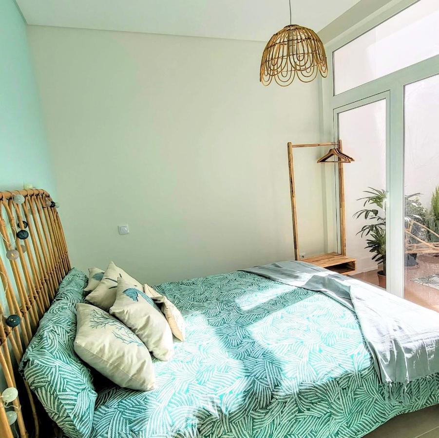 The Shore At Seaside Paradise - Cozy Patio On The Promenade Espinho  Extérieur photo