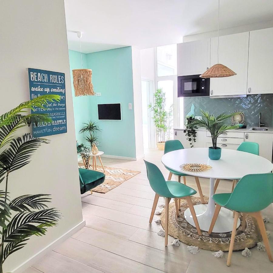 The Shore At Seaside Paradise - Cozy Patio On The Promenade Espinho  Extérieur photo